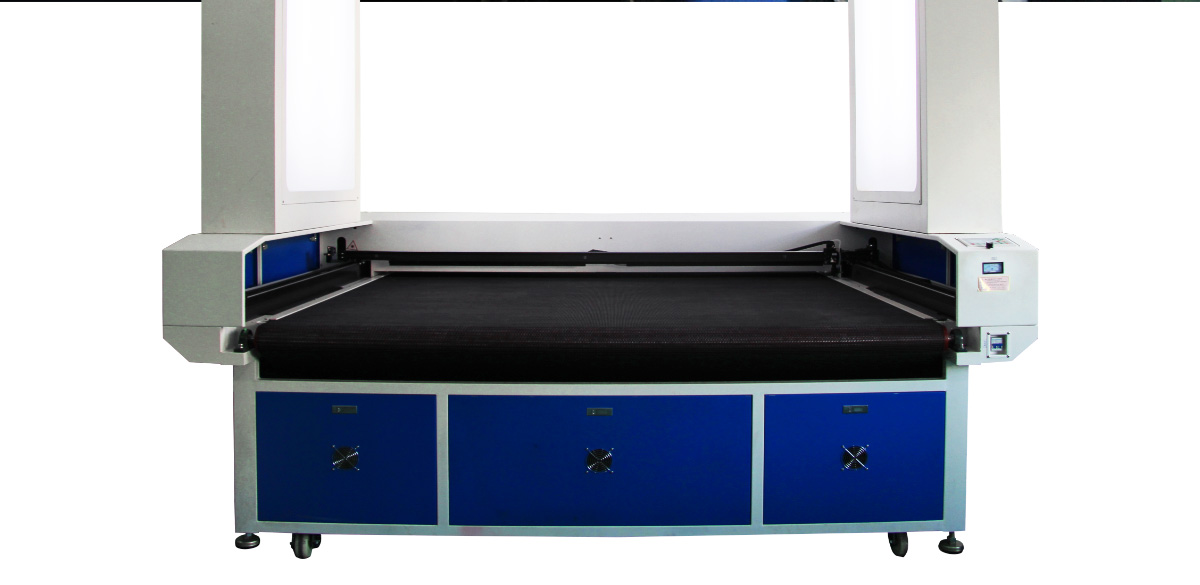 帳篷速干衣車罩激光切割機 車罩激光切割機