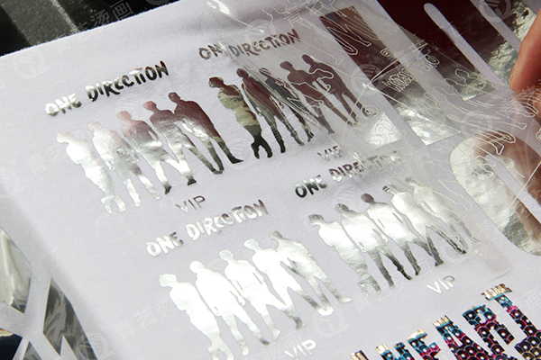 熱轉印刻字膜切割設備— 反光（tpu&nbsp;，pu）刻字膜激光打標機