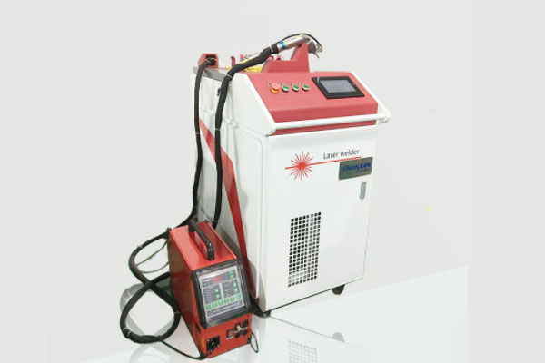 超市貨架激光角焊機，焊接工藝新升級