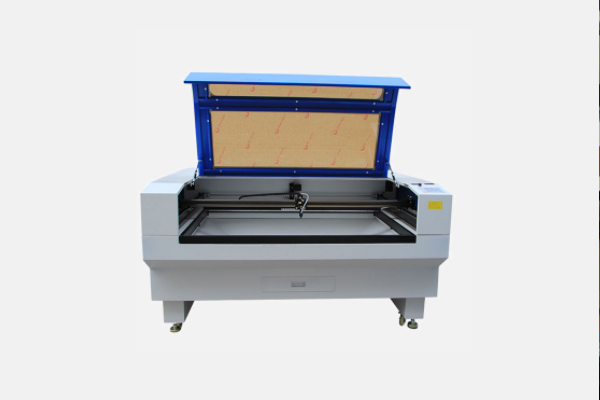 亞克力板用什么切割? 亞克力板用什么切割?