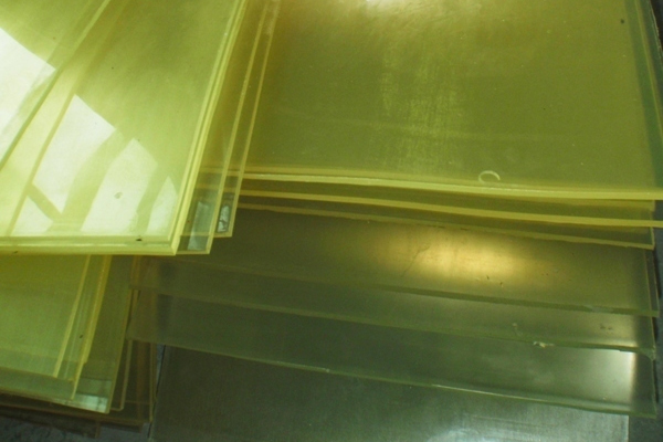 聚氨酯板(薄膜)高精度切割 聚氨酯板(薄膜)高精度切割