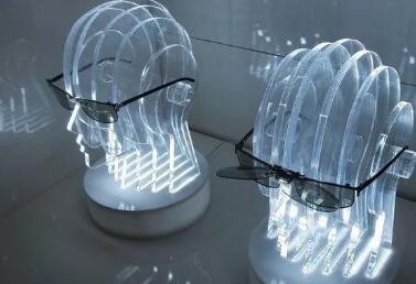 激光切割亞克力展示架 吸引消費者眼球