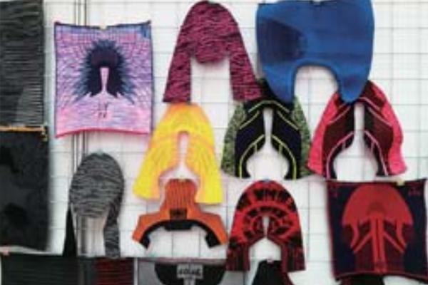 鞋面投影切割機，鞋材定位切割好幫手！